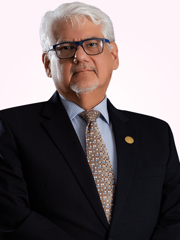 Dr. Juan Carlos Ruiz, vocal en la sociedad ecuatoriana de patología del tracto inferior y colposcopía